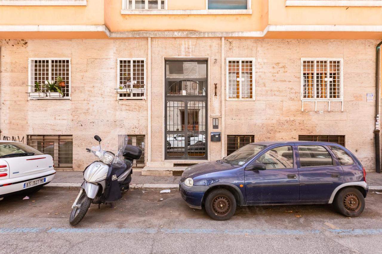 Bmga L The White Crown Apartment In Testaccio Rome Exterior photo